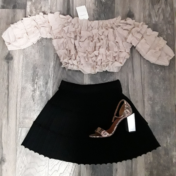 Flutter top - Picture 2 of 2